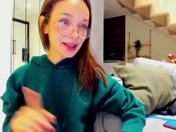 webcam girl ellie_leen live cam image #1709283