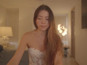 webcam girl emma_lu1 live cam image #10776799
