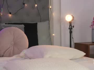 webcam girl victoria__rossi live cam image #12978146