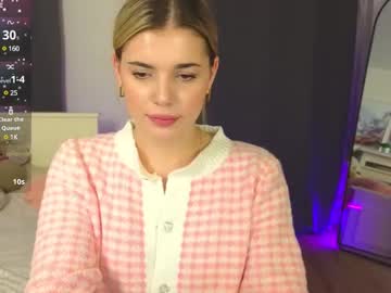 webcam girl adrianawow1 live cam image #12056747