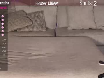webcam girl milavalentinax live cam image #5067820