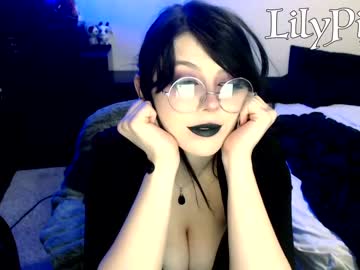 webcam girl lilypixel live cam image #1335138