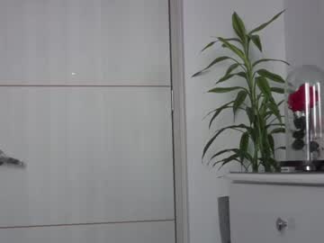 webcam girl beyllove_d live cam image #9382692