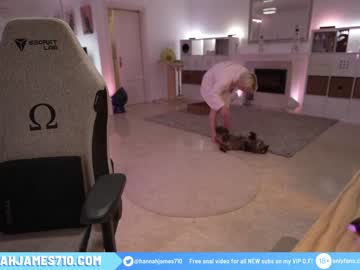 webcam girl hannahjames710 live cam image #2152151