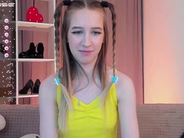 webcam girl ur_babe__ live cam image #4858180