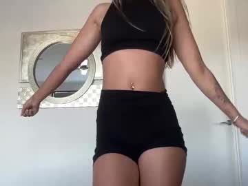 webcam girl cassies1 live cam image #9109387