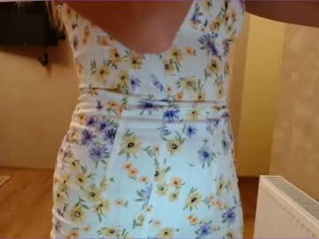 webcam girl bitter_moon live cam image #5722611