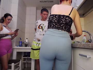 webcam couple nolimitscoupl3 live cam image #4638017