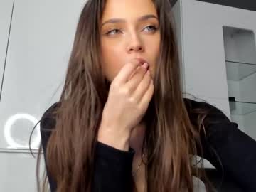 webcam girl isia_slay live cam image #4384823