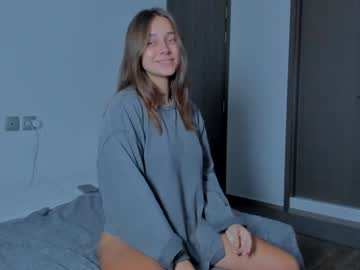 webcam girl eleonora_linn_ live cam image #11737083
