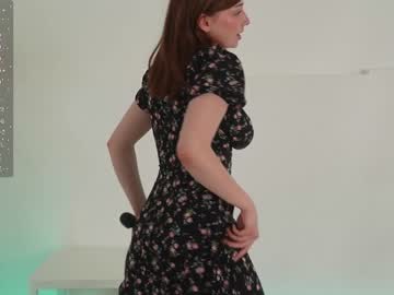 webcam girl floret_joy live cam image #9411111