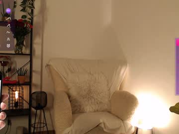 webcam girl lucylia_ live cam image #11801245