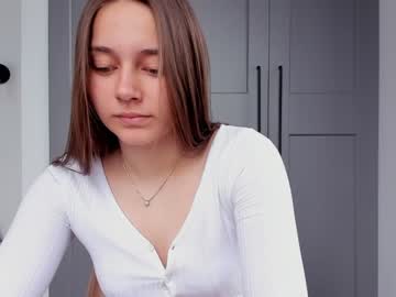 webcam girl eleonora_linn live cam image #2718030