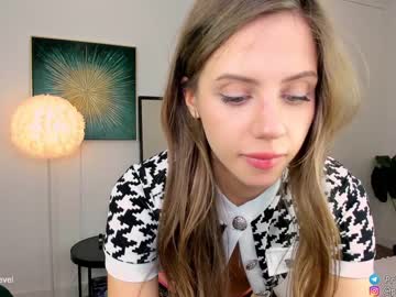 webcam girl princess_diana18 live cam image #8703369