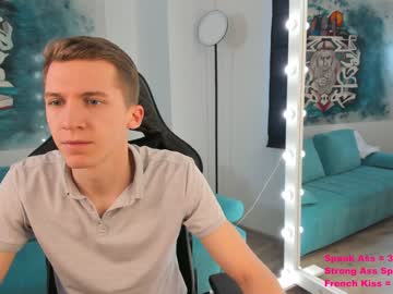 webcam couple julie_n_jastin live cam image #5165996