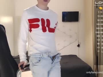 webcam man buddybody live cam image #2275241