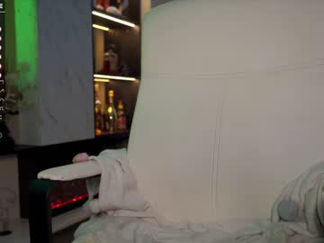 webcam girl xoxo_emma live cam image #1575950