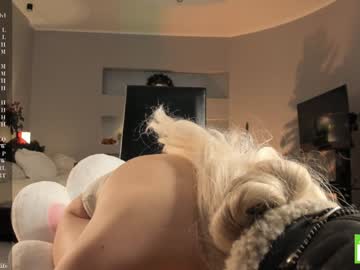webcam girl margarethowell live cam image #11448569