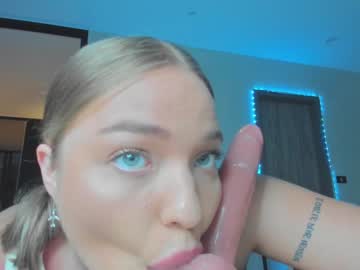 webcam girl viollasinzz live cam image #10094100
