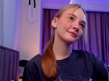 webcam girl lissa_meooow live cam image #8647575