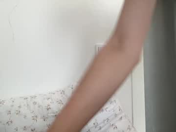 webcam girl wonderland_stia live cam image #10560679
