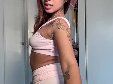 webcam girl gigglygianni live cam image #11370359