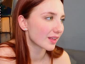 webcam girl lynnalltop live cam image #10328117
