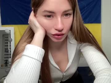 webcam girl strawberryjamx live cam image #1734994