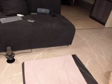 webcam girl angel_face_devil_mind live cam image #10885850