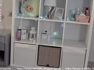 webcam girl mia_milagros live cam image #3413343