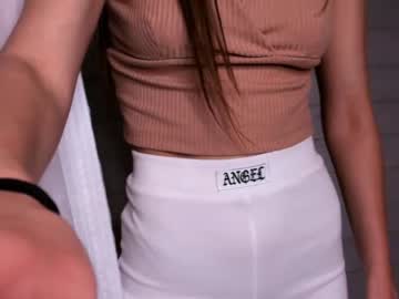 webcam girl twinkle_planet live cam image #3993602