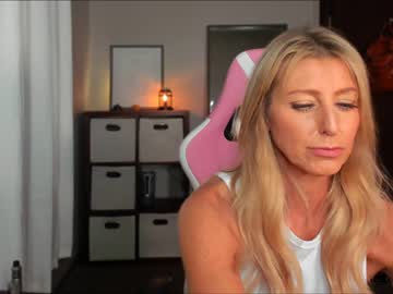 webcam girl sara_alessandra live cam image #6946036
