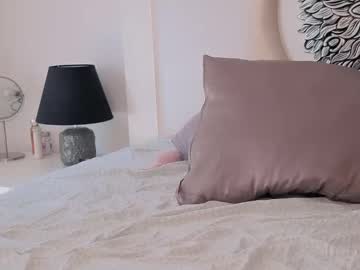 webcam girl my_lina live cam image #12696585