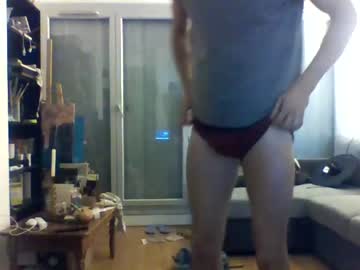 webcam man kerzo29 live cam image #3992225