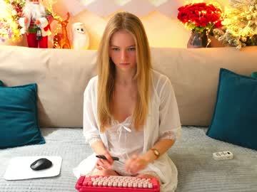 webcam girl alexandra_demore live cam image #11402115