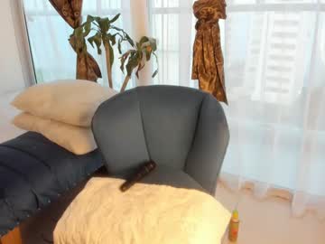 webcam girl naeily_evans live cam image #7101492