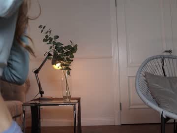 webcam girl mia_elfie live cam image #8869633