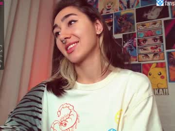 webcam girl aleksssasinger live cam image #4408518