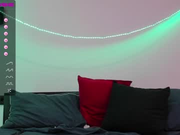 webcam girl lily_tattoo live cam image #1570124