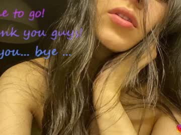 webcam girl lucie_beltran live cam image #6295821
