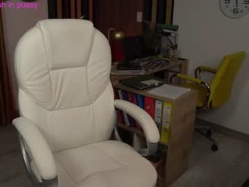 webcam couple secretary_bj live cam image #7939770
