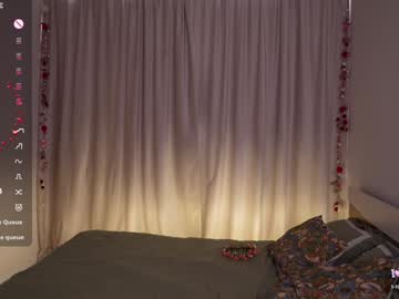 webcam girl lilla_cutie live cam image #11602622