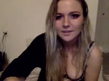 webcam girl charmedcc4 live cam image #4025693