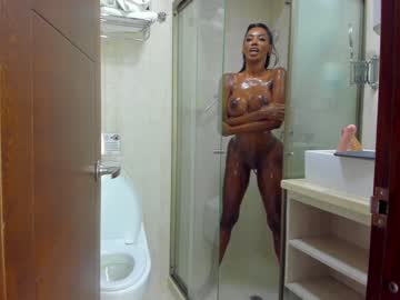 webcam girl shantallknowless live cam image #214658