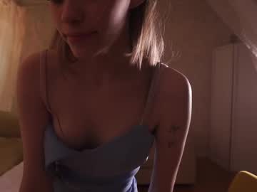 webcam girl normabranch live cam image #12635226