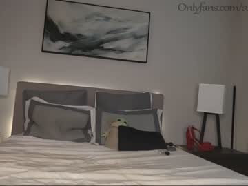 webcam couple ari_lovexo live cam image #3163022