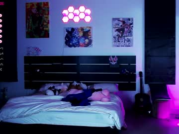 webcam girl madnessalise live cam image #6472587