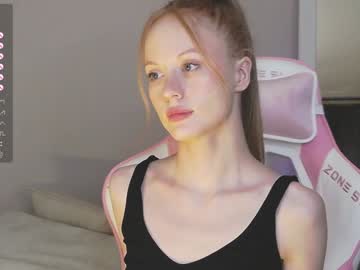 webcam girl cute_shine live cam image #9954931
