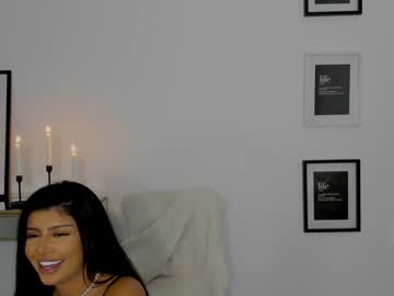 webcam girl moniqueeass live cam image #7095507