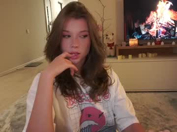 webcam girl bitter_moon live cam image #10538947